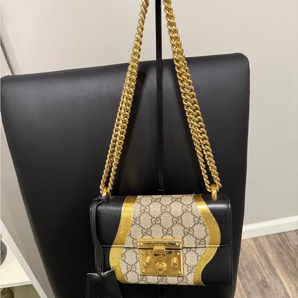 *SOLD*
Limited edition GUCCI Supreme Monogram Calfskin Black/Gold Padlock - Picture 2 of 16